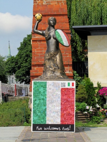 Welcome statue for the Euro 2012 games
