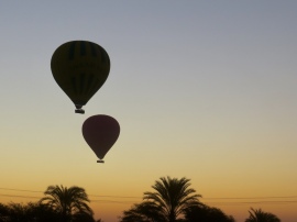 Ballooning over Luxor